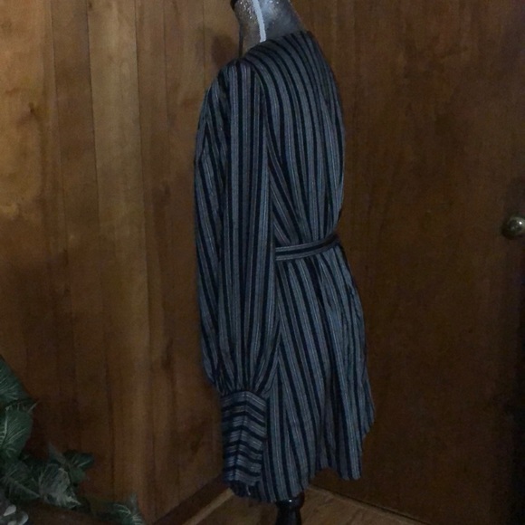 Rokoko Wrap Dress - Picture 4 of 8